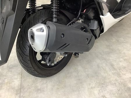 ホンダ PCX125 PCX125 2021年モデルスマホホルダー装備バックレストカスタム 28