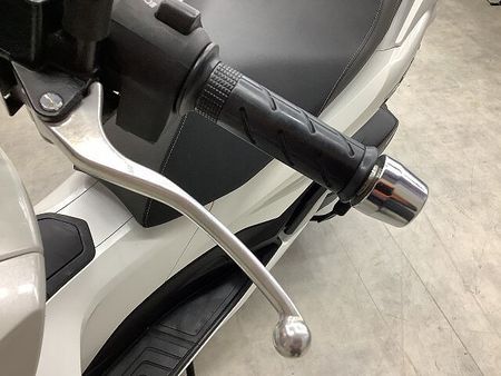 ホンダ PCX125 PCX125 2021年モデルスマホホルダー装備バックレストカスタム 39