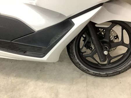 ホンダ PCX125 PCX125 2023年モデルスペアキーありグリップウォーマー装備 13