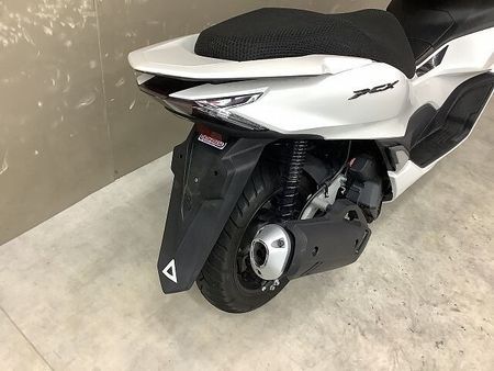 ホンダ PCX125 PCX125 2023年モデルスペアキーありグリップウォーマー装備 19