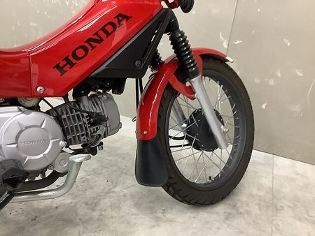 ホンダ クロスカブ110 クロスカブ110 2018年モデルレバーカスタムリアキャリア装備スペアキーあり 25
