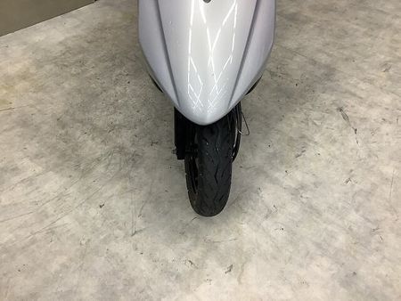 ヤマハ ジョグZ JOG 2017年モデルリアボックス装備スペアキーあり 40