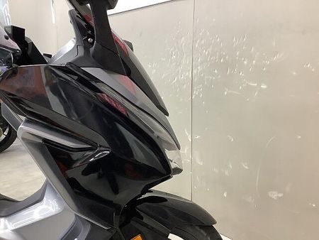ホンダ フォルツァ(MF06) フォルツァ 2018年モデル!!リアキャリア、マルチバー装備!!ステップボードカスタム!! 17