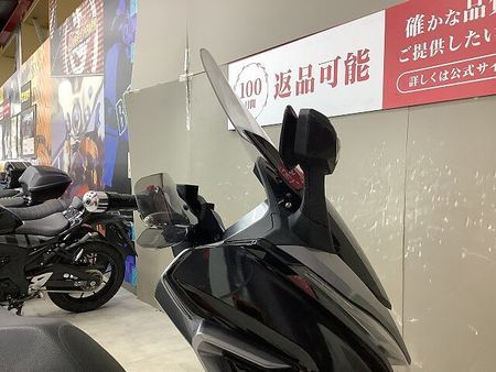 ホンダ フォルツァ(MF06) フォルツァ 2018年モデル!!リアキャリア、マルチバー装備!!ステップボードカスタム!! 18