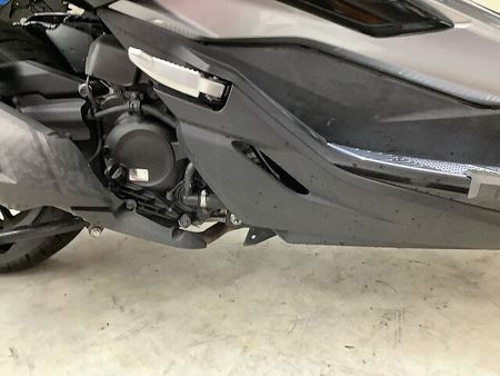 ホンダ フォルツァ(MF06) フォルツァ 2018年モデル!!リアキャリア、マルチバー装備!!ステップボードカスタム!! 23