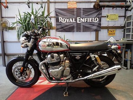 ロイヤルエンフィールド INT 650 車検が長く、低走行車です。DEMO車両として使用中ですので、距離が伸びますのでご了承下さい 8
