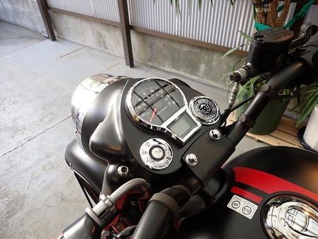 ロイヤルエンフィールド Classic 350 初めての外車の不安を少しでも減らす為に、YOYOでは新車1年間ロードサービス距離無制限付! 14