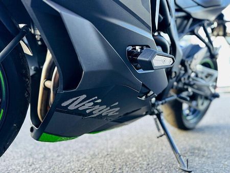 カワサキ ZX-4R ZX-4R SE 9