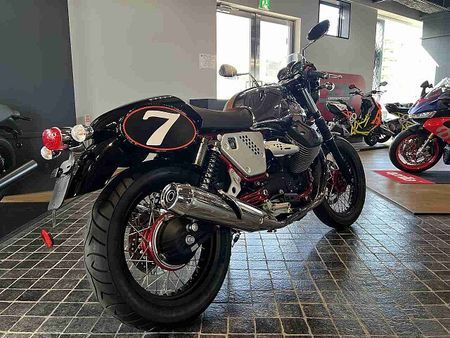 モトグッチ V7 Racer V7レーサー 4