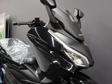 ホンダ フォルツァ(MF06) 【新車在庫あり】即納可能です! フォルツァ 3