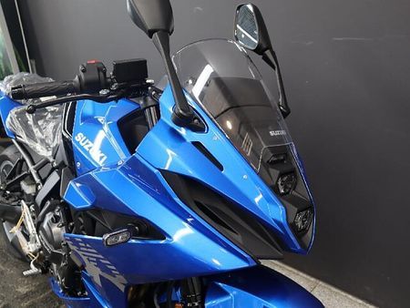 スズキ GSX-8R 【新車在庫あり】即納可能です! GSX-8R 3