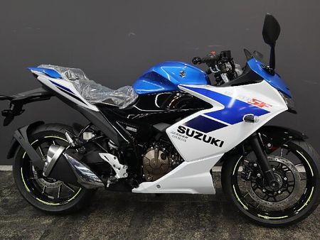 スズキ ジクサー SF250 【新車在庫あり】即納可能です! ジクサーSF250 1