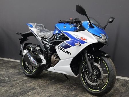スズキ ジクサー SF250 【新車在庫あり】即納可能です! ジクサーSF250 2