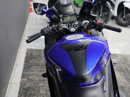ヤマハ YZF-R25 YZF-R25 11