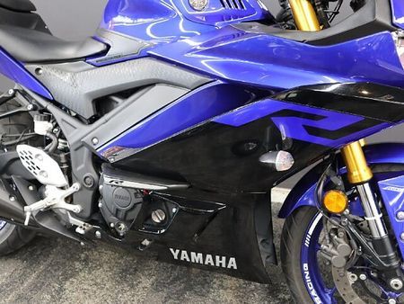 ヤマハ YZF-R25 YZF-R25 4
