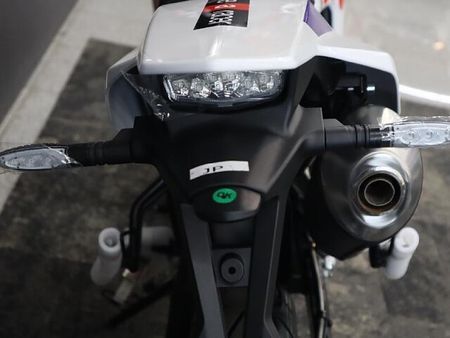 アプリリア SX125 【新車在庫あり】即納可能です! SX125 11