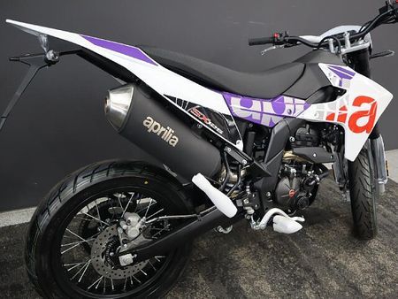 アプリリア SX125 【新車在庫あり】即納可能です! SX125 10