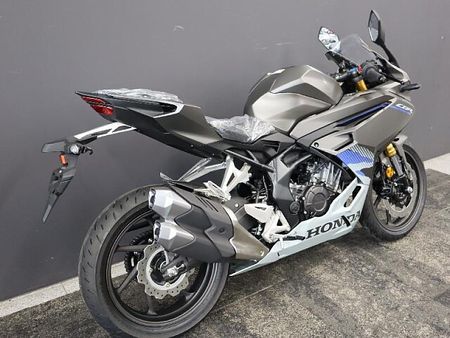 ホンダ CBR250RR (MC51) 【新車在庫あり】即納可能です! CBR250RR 3