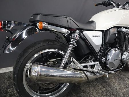 ホンダ CB1100 CB1100 8