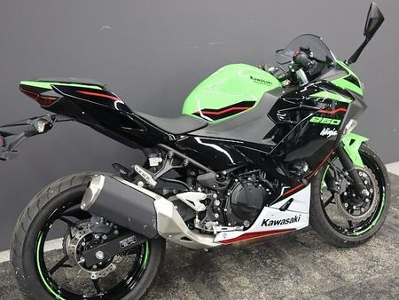 カワサキ ニンジャ 250 Ninja250 KRT 3