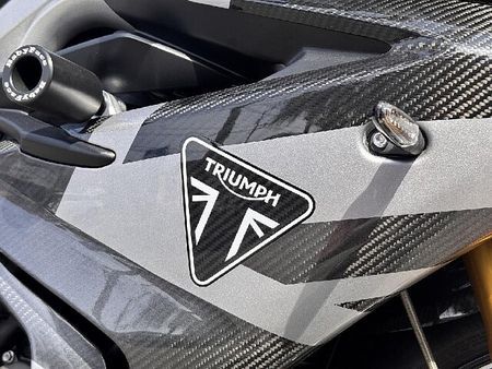 トライアンフ トライアンフ その他 デイトナ765Moto2ED 11