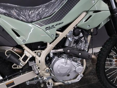 カワサキ KLX230 シェルパ 【新車在庫あり】即納可能です! KLX230シェルパ 4