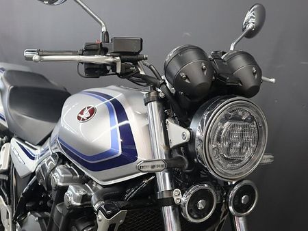 ホンダ CB1300スーパーフォア CB1300SF 4