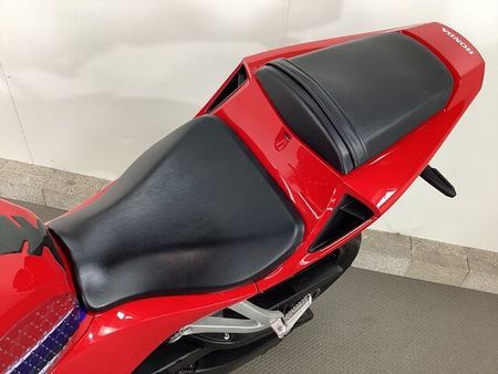 ホンダ CBR600RR 6