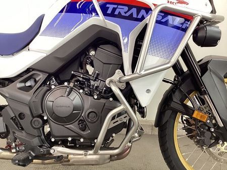 ホンダ XL750 トランザルプ 3
