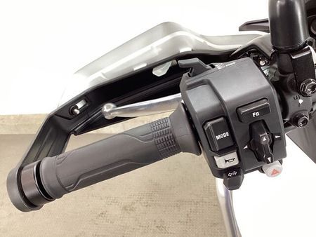 ホンダ XL750 トランザルプ 10