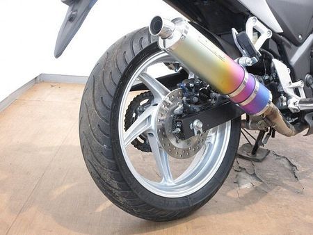 ホンダ CBR250R (MC17/19) 【マル得車両】CBR250R/ABS/モリワキ製フルエキマフラー/バックレスト装備 15