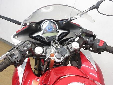ホンダ CBR250R (MC17/19) 【マル得車両】CBR250R/ABS/モリワキ製フルエキマフラー/バックレスト装備 21