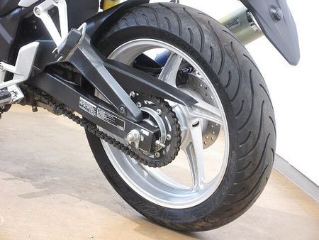ホンダ CBR250R (MC17/19) 【マル得車両】CBR250R/ABS/モリワキ製フルエキマフラー/バックレスト装備 23