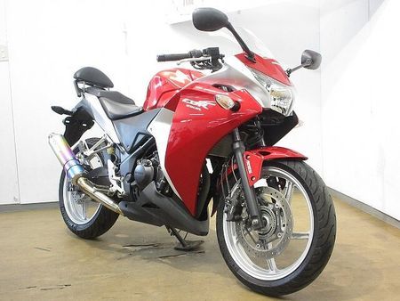 ホンダ CBR250R (MC17/19) 【マル得車両】CBR250R/ABS/モリワキ製フルエキマフラー/バックレスト装備 3