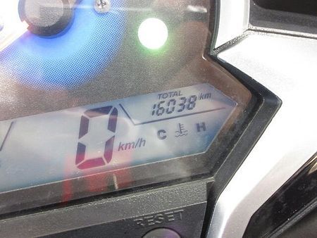 ホンダ CBR250R (MC17/19) 【マル得車両】CBR250R/ABS/モリワキ製フルエキマフラー/バックレスト装備 10