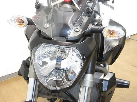 ヤマハ MT-07 ●MT-07/ABS/ナイトロン製リアサスペンション/アクラポビッチマフラー/Givi製リ 18