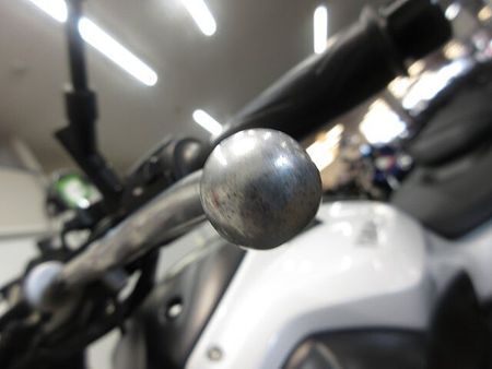 ヤマハ MT-07 ●MT-07/ABS/ナイトロン製リアサスペンション/アクラポビッチマフラー/Givi製リ 32