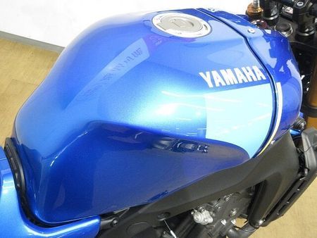 ヤマハ XSR900 ●XSR900/ABS/USB電源/インジェクションモデル 13
