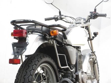 ホンダ CB223S CB223S/MC40型/キャブレターモデル/リアキャリア/サイドバックサポート装備 21