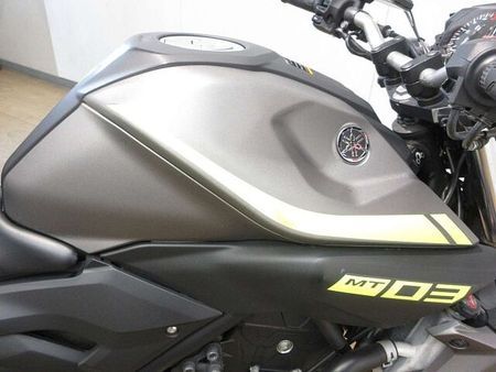 ヤマハ MT-03 (-2013) MT-03/RH13J型/アクラポ製マフラー/フェンダーレス 39