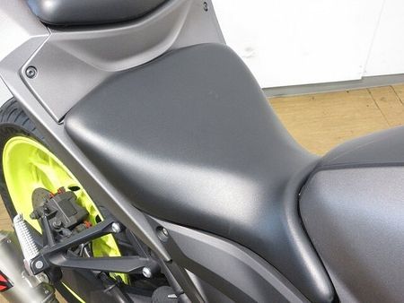 ヤマハ MT-03 (-2013) MT-03/RH13J型/アクラポ製マフラー/フェンダーレス 9