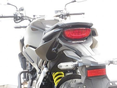 ホンダ CB650R ●CB650R/ABS/ETC標準装備/大型エンジンガード装備/USB電源1ポート装備 21