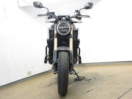 ホンダ CB650R ●CB650R/ABS/ETC標準装備/大型エンジンガード装備/USB電源1ポート装備 8