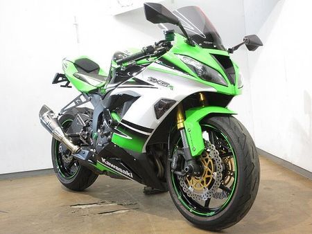 カワサキ ZX-6R Ninja ZX-6R(ニンジャZX-6R)/ABS・30th記念モデル/ヨシムラ製スリッ 2