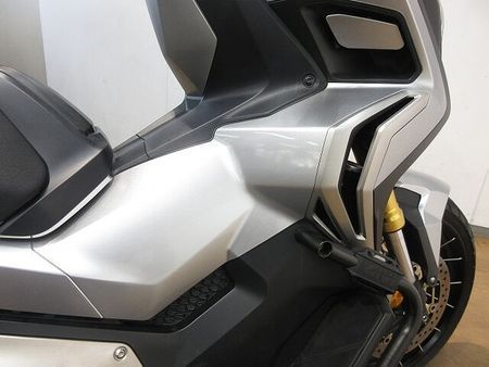 ホンダ X-ADV X-ADV/ABS&ETC標準装備モデル/エンジンガード-/USB電源装備 39