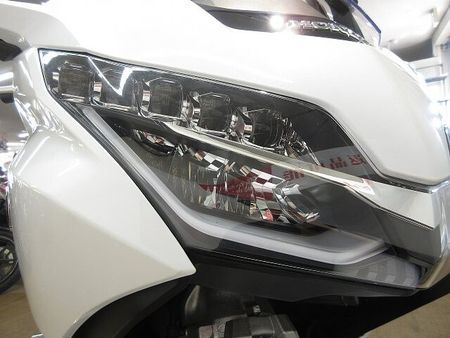ホンダ ゴールドウイング GL1800 (GOLDWING Tour )/SC79型/ABS&USB装備/エンジンガ 39