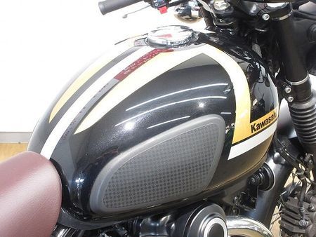 カワサキ W800 CAFE W800 CAFE(カフェ)/ABS&ETC標準装備モデル/ノーマル車両/EJ800E型 13