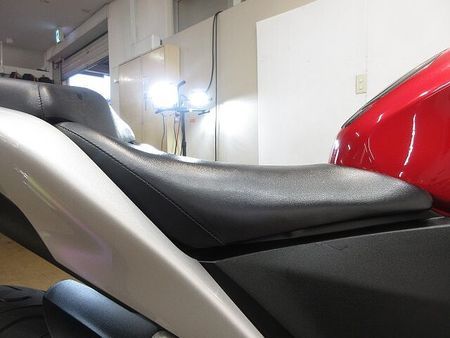 ホンダ CBR250R (MC17/19) CBR250R/MC41型/モリワキマフラー装備/カスタムレバー装備 37