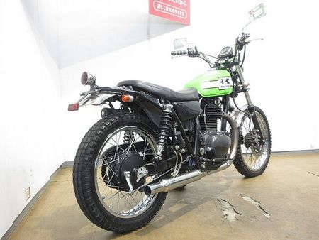 カワサキ 250TR 250TR/キャブレターモデル/カスタムフェンダー/カスタムヘッドライト装備 3
