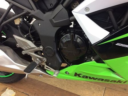 カワサキ ニンジャ 250SL NINJA250SL ★☆2015年モデル 単気筒エンジン ヘルメットロック装備☆★ 19